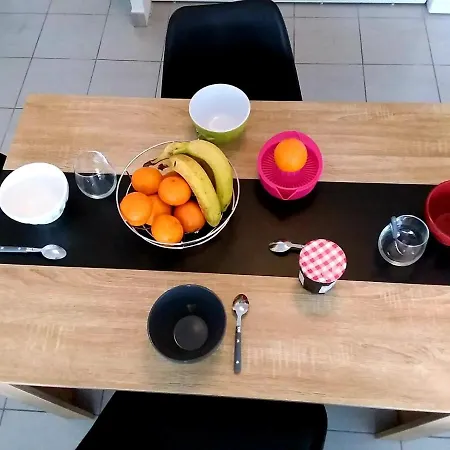 Sejour Avec Petit-dejeuner A La Demande A 20 Minutes De L'espagne A La Douceur Catalane *