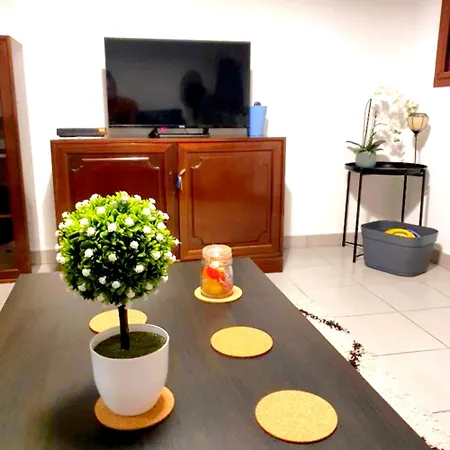 Sejour Avec Petit-dejeuner A La Demande A 20 Minutes De L'espagne A La Douceur Catalane Appartement Perpignan