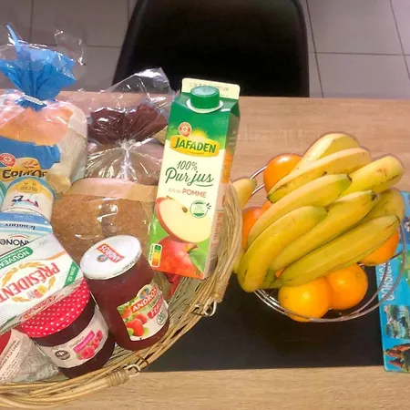 Sejour Avec Petit-dejeuner A La Demande A 20 Minutes De L'espagne A La Douceur Catalane *